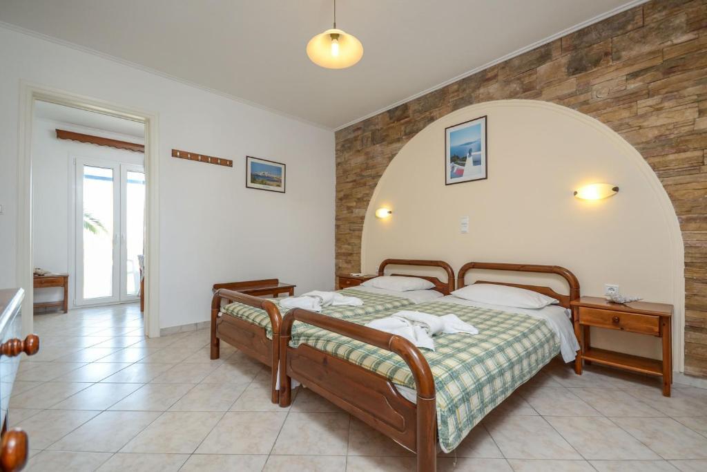 Polemis Studios & Apartments Agia Anna  Rum bild