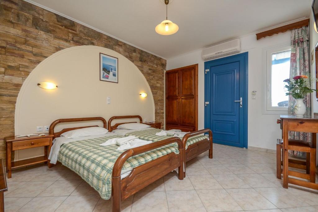 Polemis Studios & Apartments Agia Anna  Rum bild